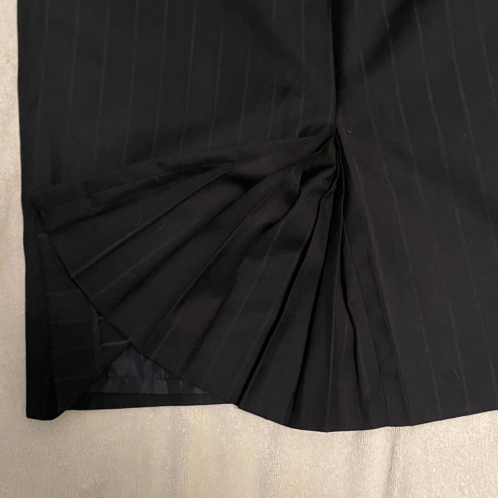Ann Taylor Black Pencil Skirt - Picture 4 of 4
